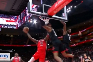 萨迪克·贝反击大回环强上 奥科吉&小贾巴里双鬼拍门干扰下来!