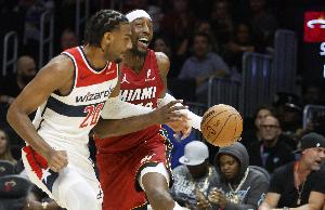 文胖:科蜜不乐意看到有人超科比 总决赛为湖人而战可能勉强同意