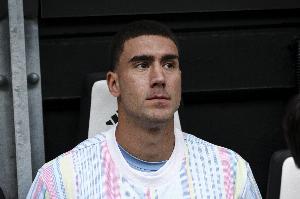 每体:弗拉霍维奇不再是巴萨的引援目标,他将与尤文续约