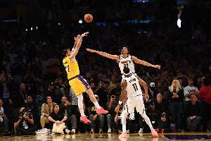 连克强敌!湖人在最近9场比赛中取得8胜1负