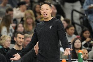 米奇·约翰逊:近几场面对强队 我们感受到了那种竞争力 这很重要