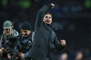 阿森纳本赛季英超积分达到70分,已超过热刺近两个赛季积分之和