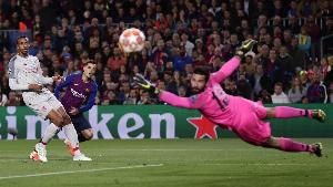 罗马诺:利物浦激活续约选项,将阿利松的合同延长至2027年6月