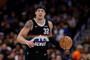 无情的得分机器!阿隆·戈登外线开炮 三分再度无解命中