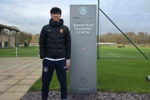 有望闯荡英伦足坛!张家鸣在塞尔维亚达5次出场 就可获英国劳工证