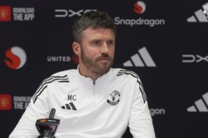 卡里克:正朝着2028年夺冠的目标努力,渴望让曼联达到那样的高度