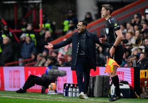 合同剩6年!记者:切尔西高层担忧罗塞尼尔能力,可能今夏换帅