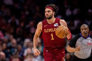 斯特鲁斯:我这场表现得还不够好 我原本没想到会缺席这么久