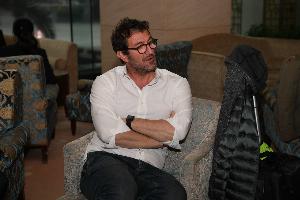 费拉拉:弗拉泰西倒地没吹点球真的很怪,这赛季吹了很多这种点球