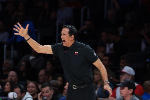 热火魔术裁判报告：全场无漏判错判！吹热火5秒违例为正确判罚