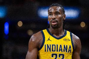 先发制人!内史密斯首节6中5独得14分 三分4中3