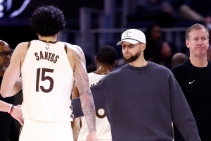 不可或缺!在库里缺席的所有比赛中 勇士胜率仅为36.9%