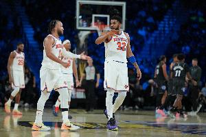 翻过来了!尼克斯第三节38-26净胜勇士12分反超 最多落后21分