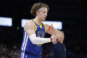 浴血奋战!波杰姆斯基半场6中3 贡献14分3板3助&正负值+12