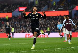 若昂·佩德罗:永远不会忘记扳平那不勒斯那个进球,我妈妈也哭了