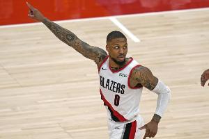 利拉德:我计划以开拓者球员的身份退役 目前还没有具体时间表