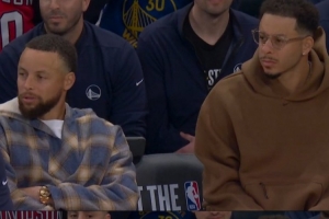 库里打趣:我和克莱是”水花兄弟“ 我和赛斯是“康复兄弟”