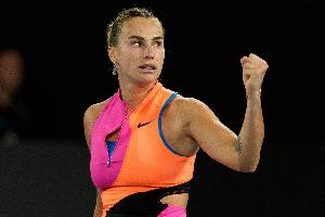 萨巴伦卡:享受和莱巴金娜的竞争,我会喝几杯浓缩马天尼放松一下