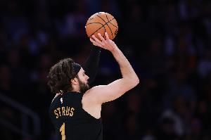 米切尔:斯特鲁斯为回归付出了大量时间努力 他不是轻言放弃的人