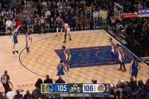 这么着急干什么?勇士仅落后1分 波杰姆斯基追身顶投三分没中