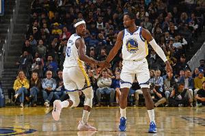 巴特勒:我喜欢库明加最近的表现 不管去哪都希望他做最好的自己