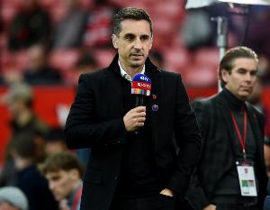 内维尔:曼联下赛季极有可能踢欧冠,现在的中场配置不够用