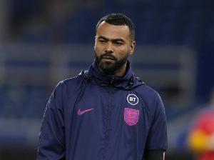 阿什利·科尔:阿森纳是我支持的母队 我执教风格是传统结合现代