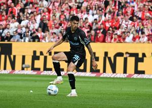 帕拉西奥斯：客战阿森纳会与首回合截然不同，但我们对自己有信心