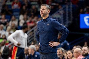 火记:火箭必须强化教练组 如果鹈鹕不留博雷戈可以签下他