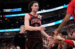 再达里程碑!吉迪16分15板13助获生涯第30次三双 独占总榜第十九