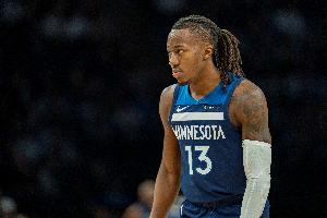 兰德尔:道苏姆能做的事情很多 他融入球队相当顺利