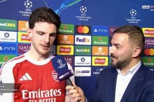 今天是两个运动战进球?赖斯:我们有大量运动战进球,方式多着呢