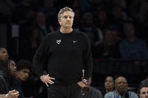 华子缺阵！芬奇：预计会打得更快一点 把得分分摊到整个阵容里