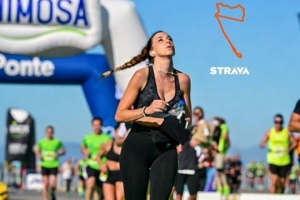 若塔的妻子参加葡萄牙父亲节10公里长跑活动,号码20号纪念若塔