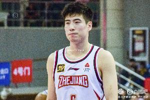 拼到5犯！程帅澎17中6拿到全队最高21分 三分11中4