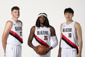 拓媒:若今夏留不住罗威 杨瀚森需成长 每场能抗住十几分钟才行