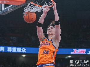 高效终结！王哲林10中8贡献17分8板 正负值+13