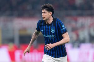 世体:巴萨正在关注国米后卫巴斯托尼,国米决定今夏将其出售