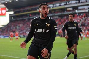 德甲22场16球!图片报:斯图加特想续约翁达夫 他在英超很有市场