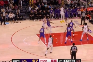 死神镰刀挥舞起来!杜兰特下半场回来跳投&三分球连拿5分