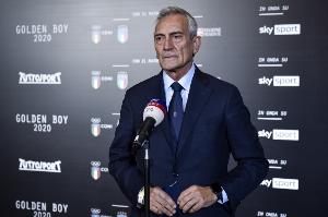 决战!意足协主席:意大利哪怕游都要游进世界杯,很乐观但也紧张