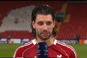 索博:能被拿来与杰拉德比较是种赞美 我们从第一秒就拼尽全力