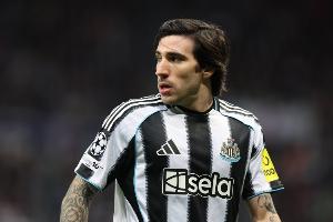 迪马：托纳利只是轻微水肿并无大碍，接下来球员可以为意大利出战