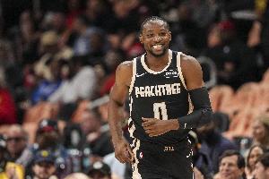 越打越开心!库明加单手超远三分神来之笔 高效砍下16分5板3助