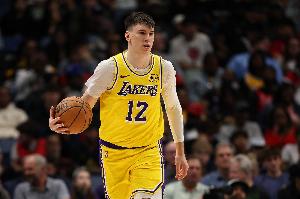 雷迪克谈拉拉维亚:打满82场比赛是他的目标 我生涯第四年也全勤