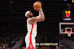 奥科吉首发火箭20胜9负&伊森首发时18-13!火媒:别让伊森首发了