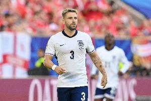 BBC:卢克·肖无缘英格兰队名单,霍尔有望回归