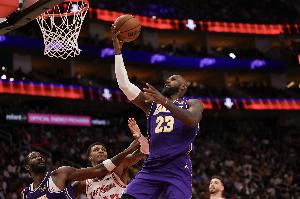 帕里什:詹姆斯非常注重身体保养 他在这方面和我如出一辙