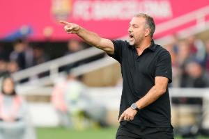 世体:巴萨防守远端区域很吃力,纽卡斯尔和塞维利亚都抓住了机会