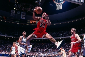 双名人堂头衔加持!Shams:罗德曼将在四月份入选WWE名人堂